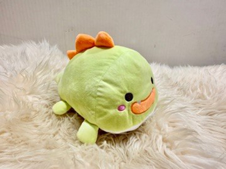 【現品限り】ぐでねこちゃんと緑いちごチャーム 現品限り】じゃれねこチャンと緑いちごチャーム ぐでねこちゃんじゃれ